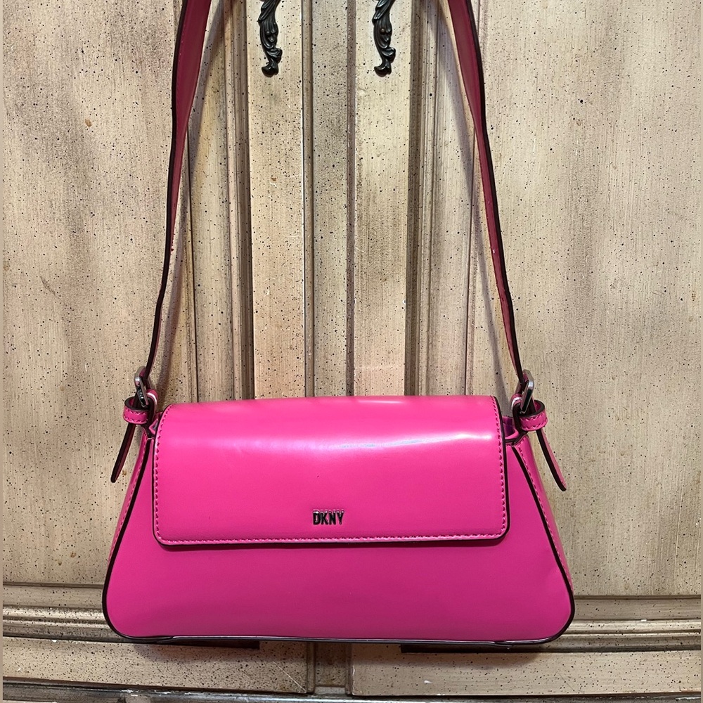 DKNY Suri Flap